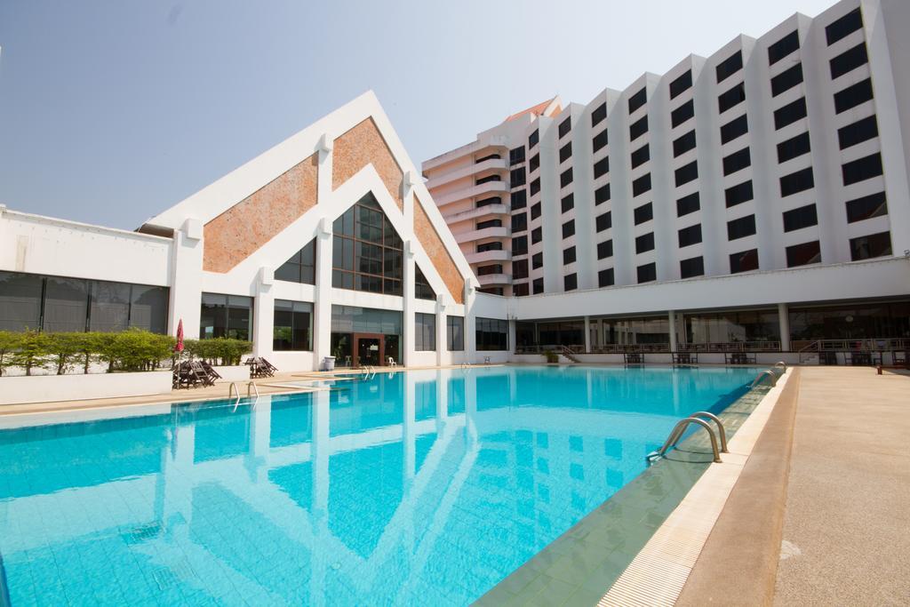 Rimpao Hotel Kalasin Exterior photo