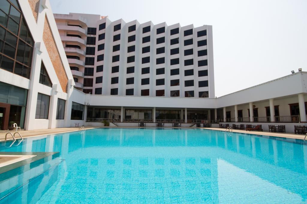 Rimpao Hotel Kalasin Exterior photo