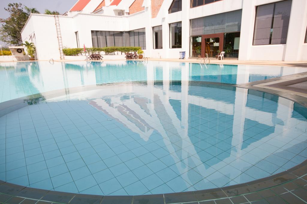 Rimpao Hotel Kalasin Exterior photo