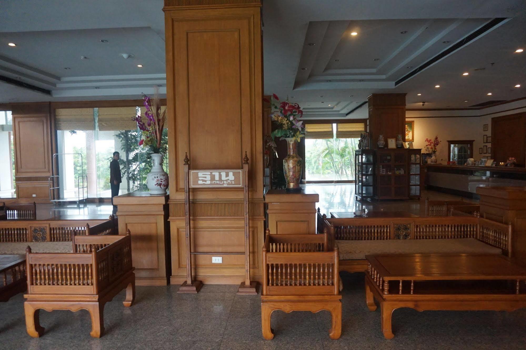 Rimpao Hotel Kalasin Exterior photo