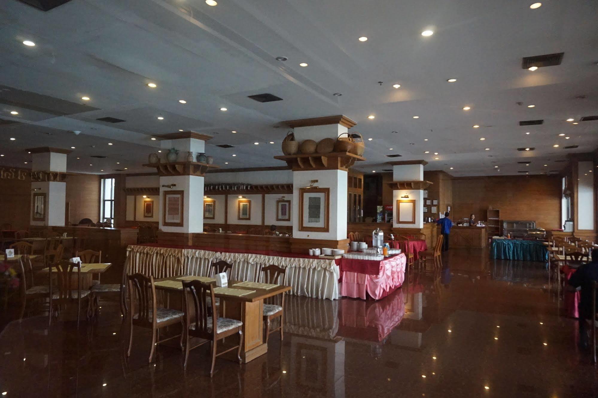 Rimpao Hotel Kalasin Exterior photo